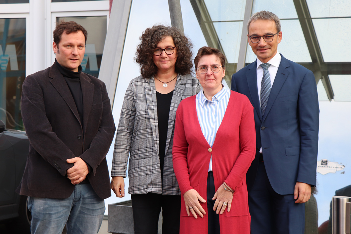 (v.l.n.r.) Die Teilhabeberater der EUTB Simon Jansen, Gabriele Sponholz und Maria Bleimann-Lotz zusammen mit Wilfried Oellers, MdB